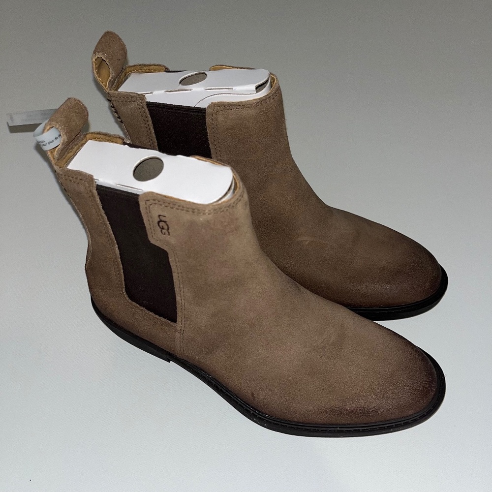 UGG Light Brown Suede Boot